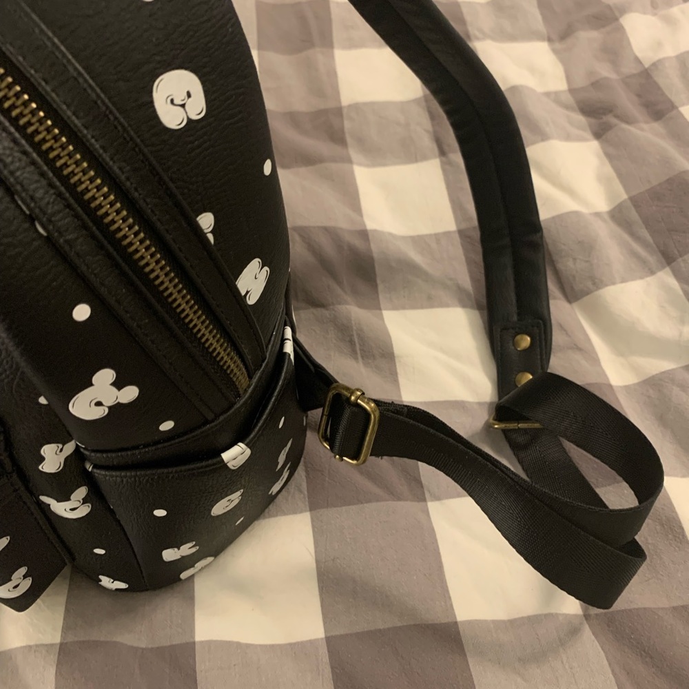 Mickey Loungefly Backpack - image 5